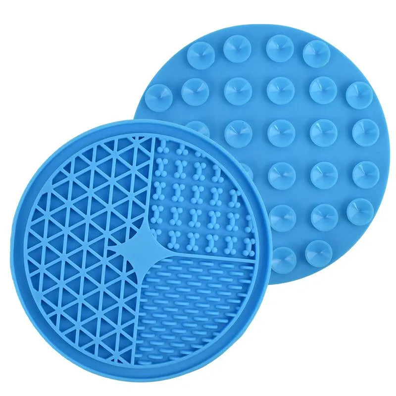 Tapis de léchage en silicone à ventouses — chien et chat